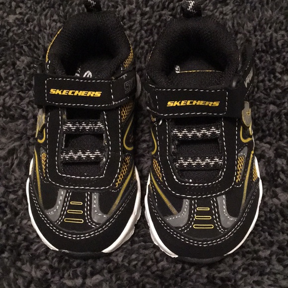 NWT infant boys Skechers shoes - Picture 3 of 5